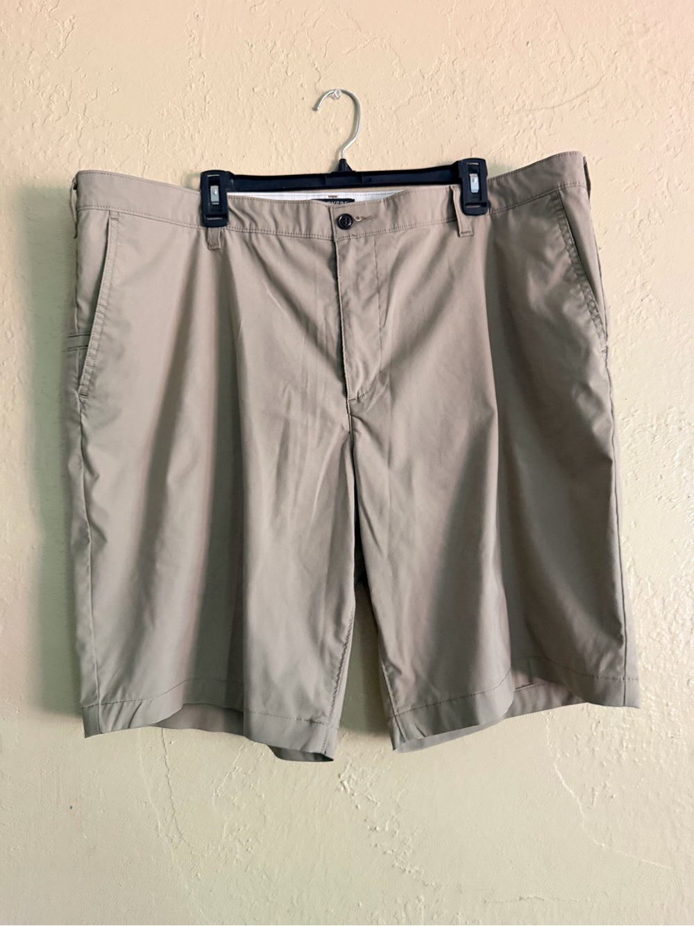 Dockers Men's Khaki Flat-Front Chino Shorts